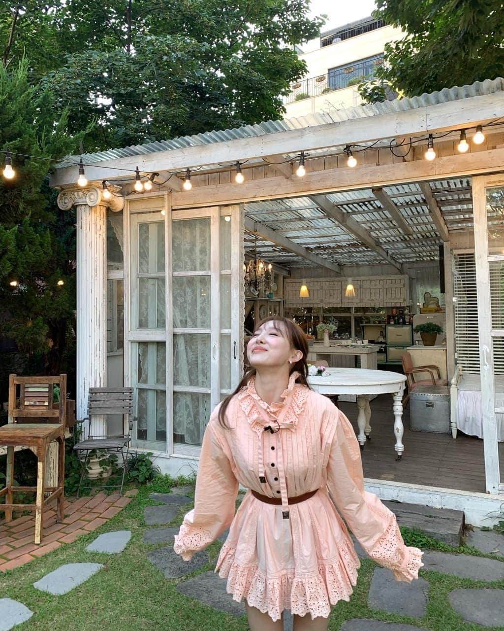 TWICEさんのインスタグラム写真 - (TWICEInstagram)「6주년 위크 시이~작🍬」10月16日 9時37分 - twicetagram