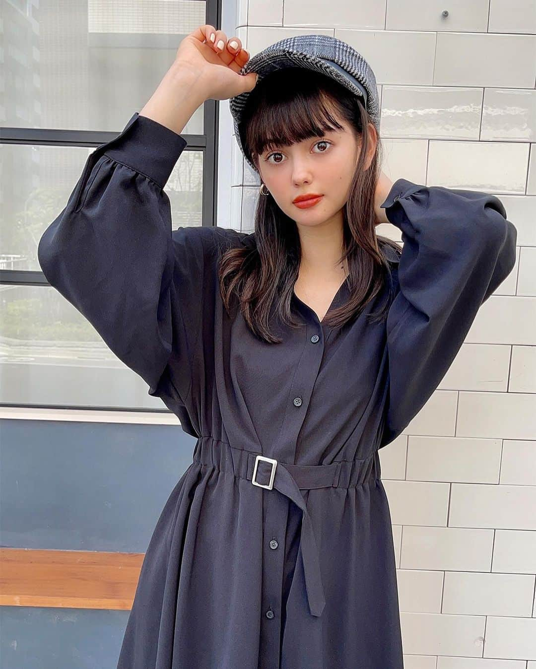 GRLさんのインスタグラム写真 - (GRLInstagram)「愛花さんGRL撮影オフショット🦋 @hi_erica_ #愛花 #outfit #ootd #outfitoftheday #girl #girls #fashion #coordinate #followme #オフショット #コーデ #コーディネート #grl #グレイル #プチプラ #ファストファッション #通販 #通販サイト #プチプラコーデ #ファッション #可愛い #かわいい #cute #シャツワンピース」10月16日 16時01分 - grl_official