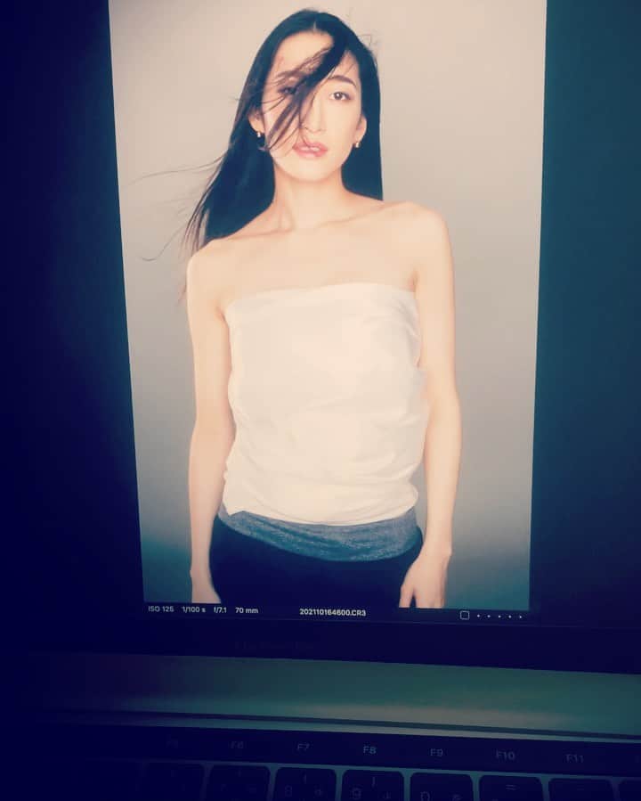 ELISAのインスタグラム：「📸📸📸」