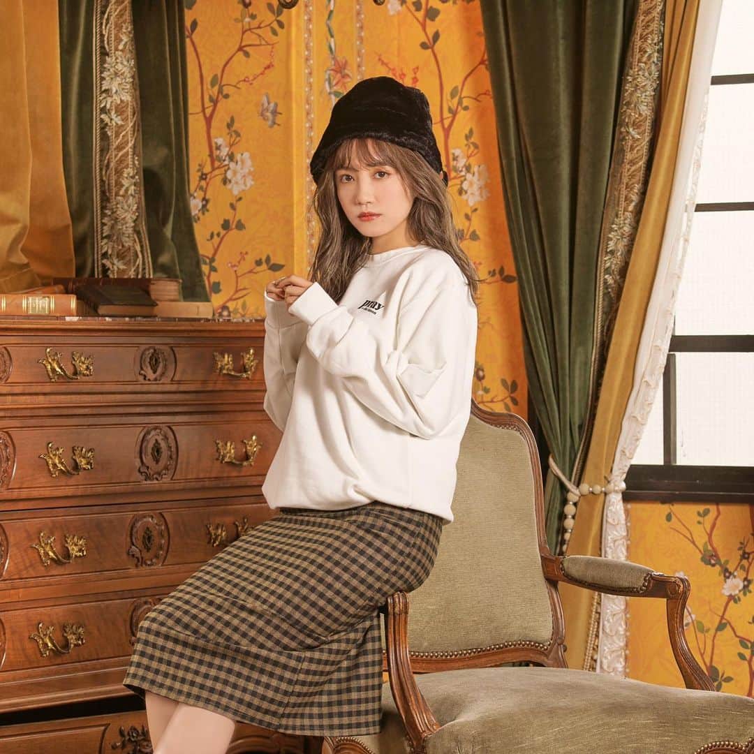 加藤玲奈のインスタグラム：「DleepyTownさんとのコラボコレクションの販売が開始します✨ セレクトしたアイテムとオリジナルアイテムが数量限定で販売されるので是非チェックしてみてください☺️どれも可愛いよっ💓」