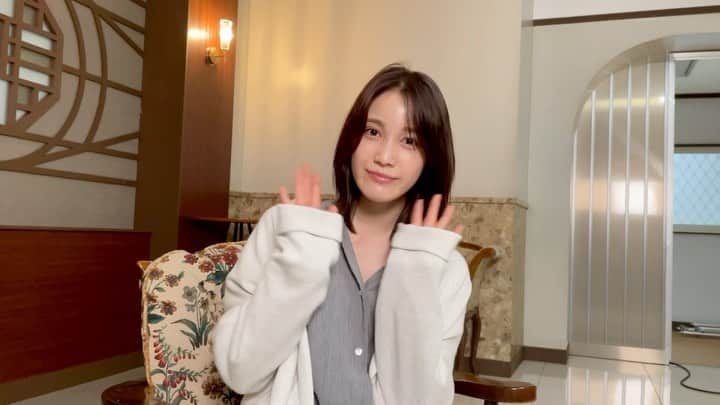 のインスタグラム：「.  ☆━━━━━━━━━━━━━━☆ 　#言霊荘 スペシャルコメント👄 ☆━━━━━━━━━━━━━━☆  ２号室🚪丸山栞役 #中村ゆりか さんの コメントをご紹介します👩‍💼  撮影期間中の【#言霊 したいこと】 にもご注目ください👀💕  #謎解きは盛り上がりますよね📝 #第2話は今夜11時放送」