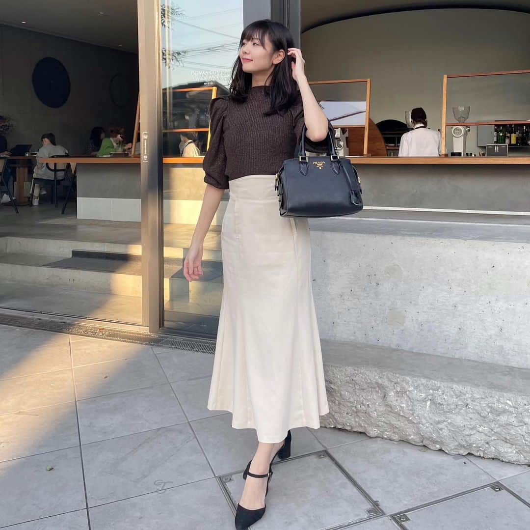 杉浦みずきのインスタグラム：「. 久しぶりの全身投稿 最近秋服たくさん買ったから載せていきます〜🤍🍂 今思ったらブラウン系ばっかり😂」