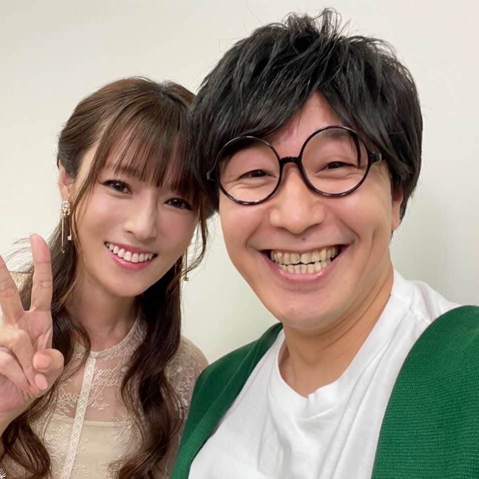 長田庄平さんのインスタグラム写真 - (長田庄平Instagram)「マジドリームじゃんね。  #念願の深田恭子さんとの共演叶いました #深田恭子 #深キョン #夢叶い過ぎ #可愛い過ぎました #詩ねる #ありがとう #お体に気をつけてください #新しいカギ #チョコレートプラネット」10月16日 21時21分 - osadashouhei