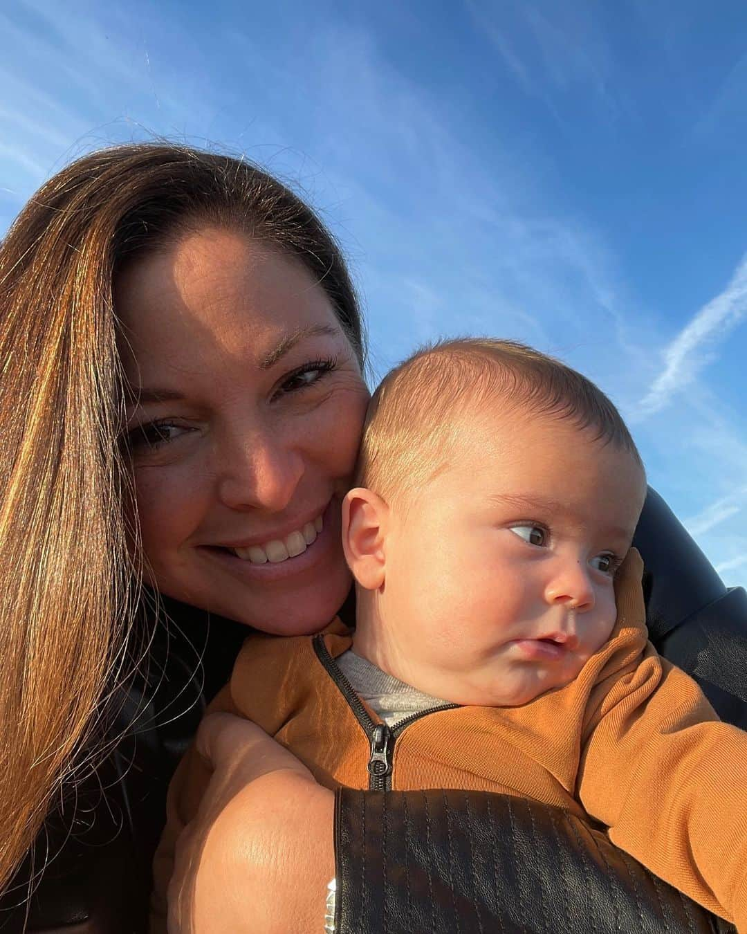 Marie Purvisさんのインスタグラム写真 - (Marie PurvisInstagram)「These past 5 months have been incredibly wonderful, joyful, loving, intense, challenging, exhausting, anxious & so many other emotions I didn’t know I had.   Motherhood is a club that I’ll forever cherish, admire, praise & love. When they say that it’s the best experience you’ll ever had, they weren’t joking. I had no idea my heart could love this hard & be this big🥰   To my son who has taught me patience, pure joy, to appreciate all the little moments that make up this amazing ride we call life….I love you & will do everything in my power to do right by you, give you all the opportunities to live a full life of love.   You are the best of me!  #ilysm」10月17日 9時49分 - mariepurvis