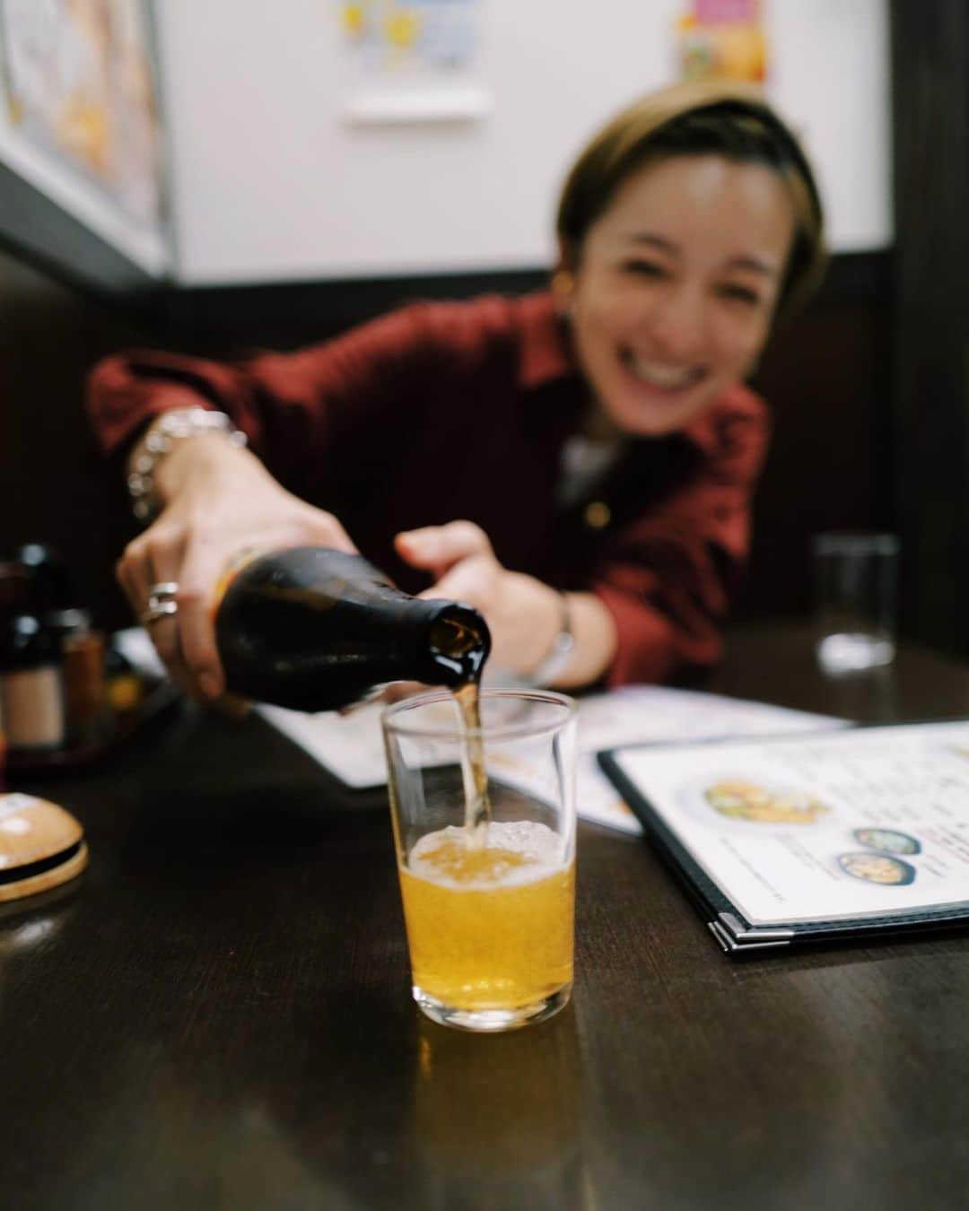 高山都さんのインスタグラム写真 - (高山都Instagram)「秋味をぴゅっと通り越しそうに寒いから、少し前の秋の週末昼ビールの幸せ記録。 やっとお店で注文出来る、普通のことだけど久々だったことが、ほんとうに嬉しかった日🍢🍻 #ビールが好きだ」10月17日 18時36分 - miyare38
