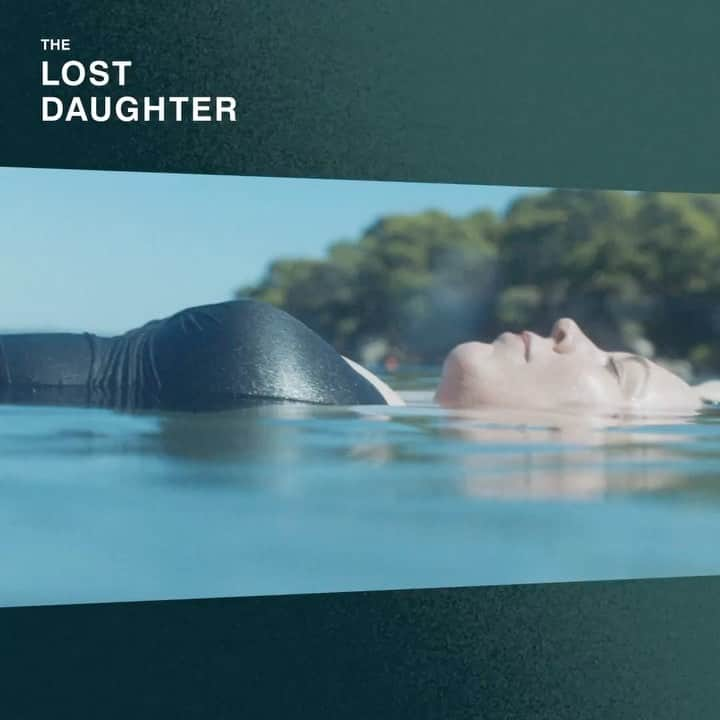 マギー・ジレンホールのインスタグラム：「@thelostdaughter trailer is out TOMORROW I can’t wait for you all to see @netflix @netflixfilm #oliviacolman #dakotajohnson #jessiebuckley #edharris #petersarsgaard #paulmescal #jackfarthing #dagmaradominczyk @ojacksoncohen」