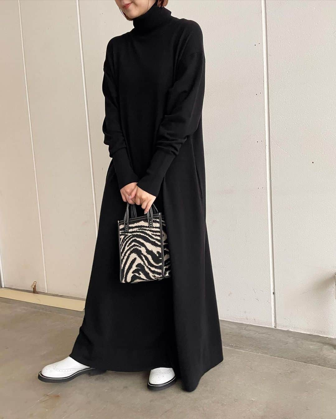 【ANN DE ARKさんのインスタグラム写真 - (【ANN DE ARKInstagram)「【 NEW ARRIVAL 】 ⁡ 《 PYLENEX 》 CANNNES ￥44,000（税込） ⁡ 《 ATON 》 MAT WOOL LONG TURTLE NECK DRESS ￥64,900（税込） ⁡ 《 beautiful people 》 Trickers color sole side gore boots W ￥99,000（税込） ⁡ 《 A VACATION 》 CARAMEL(キャラメル)-ZEBRA ⁡ ⁡ スタッフ身長157cm ⁡ ⁡ オフィシャルサイトの在庫と店頭在庫は共有しております。 商品に関しましては、お気軽にコメントや店舗までお問い合わせください。 ⬇︎⬇︎⬇︎ @ann_de_ark  @arknets_official #fashion #栃木 #宇都宮 #ショップ  #arknets #anndeark #annstyling #pyrenex #aton #avacation #beautifulpeople #trickers」10月17日 19時13分 - ann_de_ark