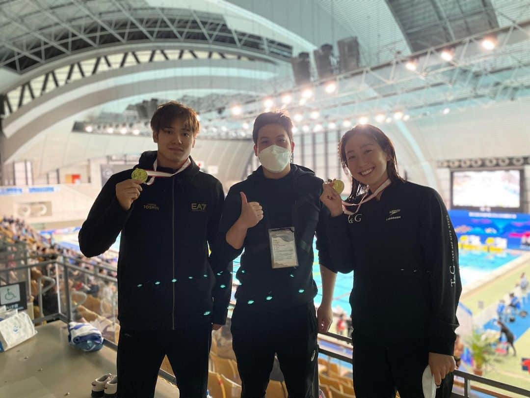 五十嵐千尋のインスタグラム：「. 日本選手権(25m)終わりました。 結果は 100m個人メドレー　2位🥈自己ベスト 50自由形 2位🥈 100m自由形　優勝🏅自己ベスト でした。 . 今大会自己ベストが二つ更新でき、100m自由形では今大会の目標、52秒を出して優勝する事ができたので良い締めくくりとなりました！ オリンピックが終わってから、中村選手と一緒に練習をさせていただくことになりました。よりスプリントに磨きをかける為に中村選手から吸収ができるよう、来年に向けて頑張っていきたいと思います。」