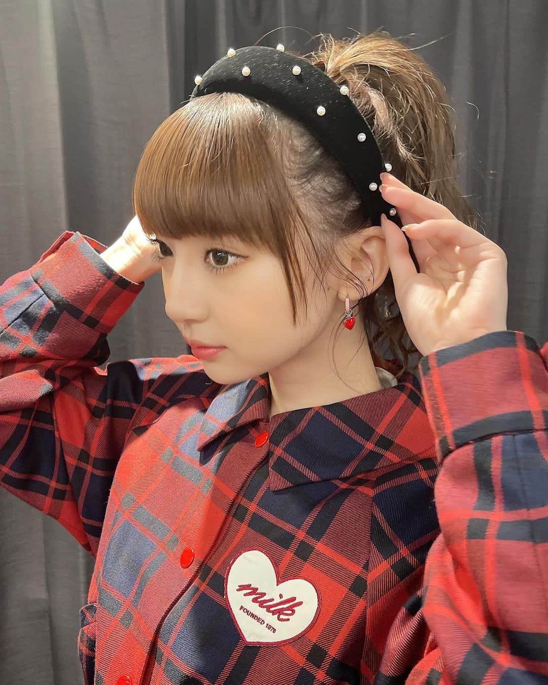 荻野由佳のインスタグラム：「👗💗」