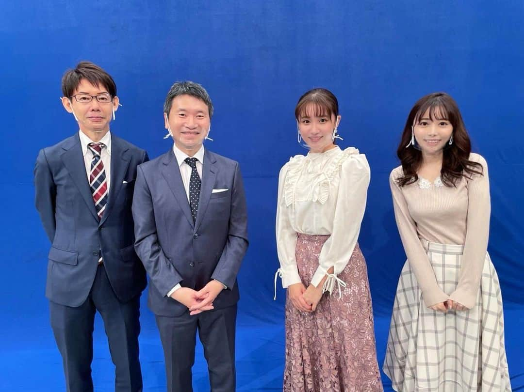 辻満里奈さんのインスタグラム写真 - (辻満里奈Instagram)「ほめほめナイト×タナカトタジリト企画も、ドキドキしたけど楽しかった〜😽✨  今夜もほめほめナイトは、２２時から🌙 タナカトタジリトは、２４時１５分からです🌃  ぜひお聴きください❣️  #rkbラジオまつり #rkbラジオまつり2021 #rkbラジオ #タナカトタジリト #田尻敏明 さん #田中友英 #アナウンサー #ほめほめナイト #本田奈也花 アナ #辻満里奈」10月17日 20時49分 - marina__tsuji