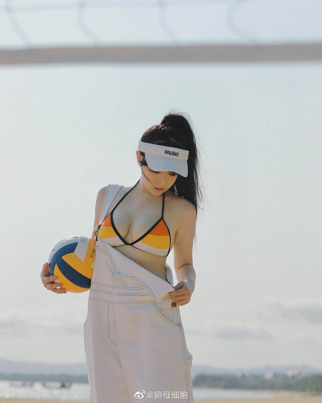 Shikaさんのインスタグラム写真 - (ShikaInstagram)「Model: @mmyyyxx 🇨🇳  #bikini #swimsuit #girl #asiangirls #chinagirl」10月17日 20時55分 - shika.kamisaka