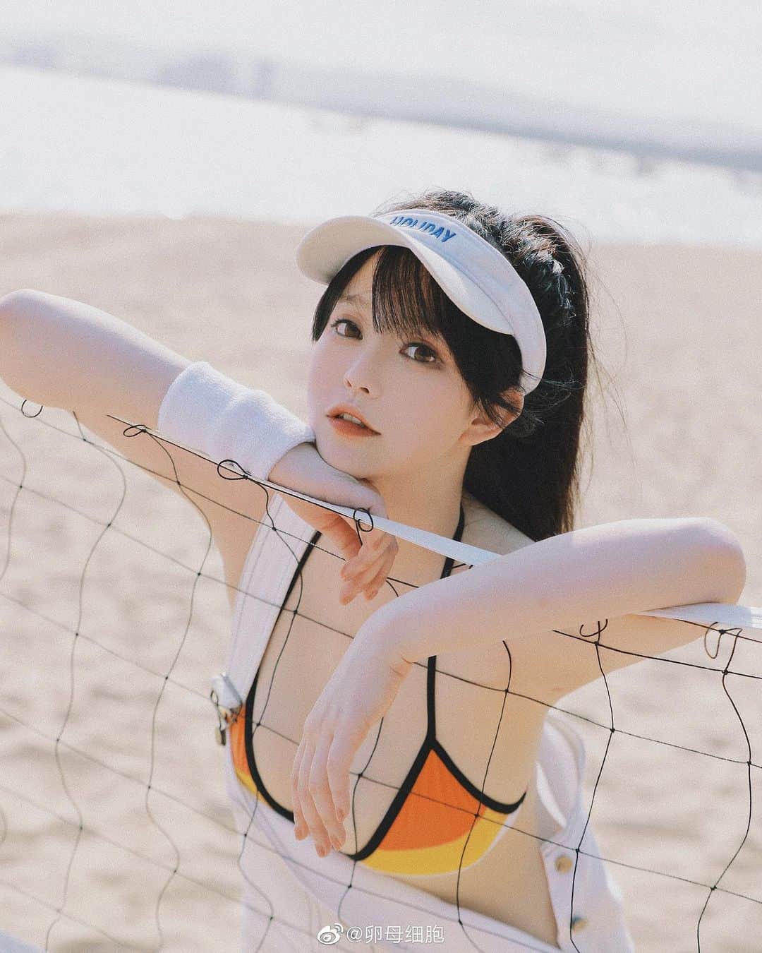 Shikaさんのインスタグラム写真 - (ShikaInstagram)「Model: @mmyyyxx 🇨🇳  #bikini #swimsuit #girl #asiangirls #chinagirl」10月17日 20時55分 - shika.kamisaka
