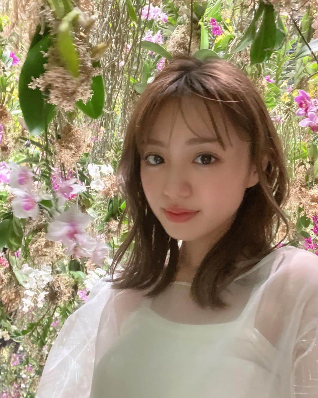 香音さんのインスタグラム写真 - (香音Instagram)「スタイルブック『かのんのぜんぶ。』でずっと行きたかったチームラボに💐 はじめての ...