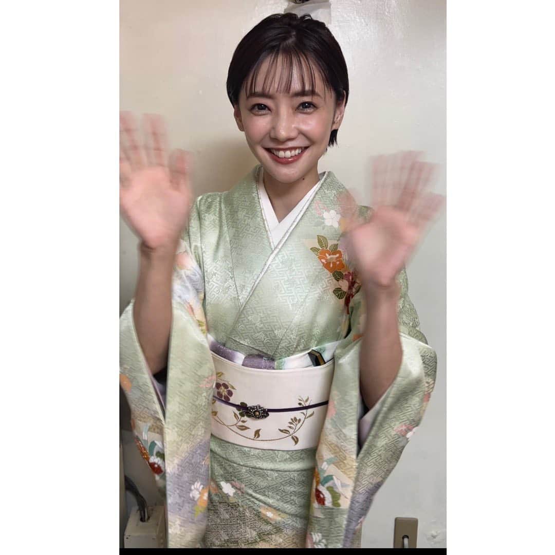 倉科カナさんのインスタグラム写真 - (倉科カナInstagram)「京都国際映画祭にて^ ^  素敵なお着物を着させて頂きましたー！ 帯に花喰鳥(はなくいどり)！ 花喰鳥は 幸福を運ぶと言われているそうです^ ^ 皆さんにも幸せが舞い降りますように！」10月17日 21時35分 - kanakurashina_official