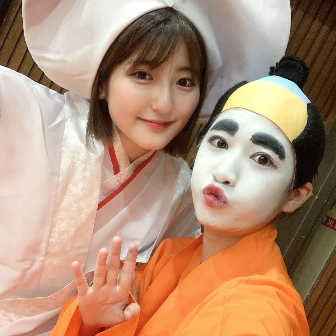のインスタグラム：「. 殿と嫁🤗💖(？)  #いちなる #異彩を放ってた #なる白無垢似合うなぁ✨ #ただ運動する気ゼロな仮装🤷🏻‍♀️笑 #私も我ながら殿似合っちゃってる #和装コスプレ👘 #ベストカップル賞」