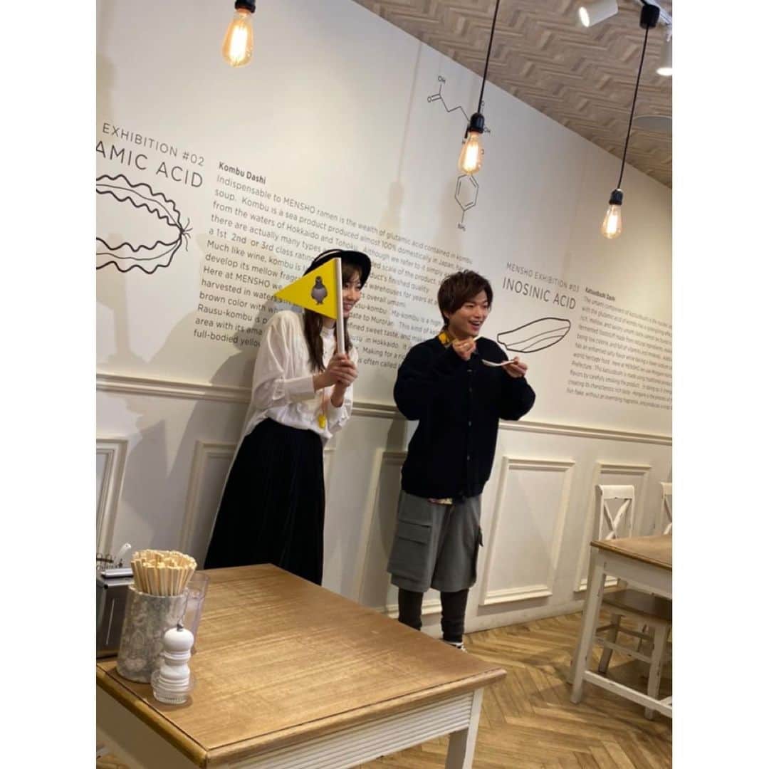 白洲迅さんのインスタグラム写真 - (白洲迅Instagram)「明日は『バゲット』10:25〜 ラーメンと寿司を食べるロケに行ってきました。 幸せだった。 ご覧ください。 #バゲット」10月17日 22時35分 - jin_shirasu_official