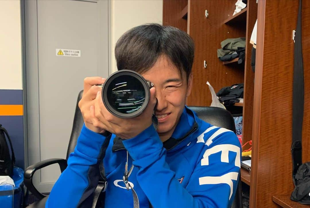 杉谷拳士さんのインスタグラム写真 - (杉谷拳士Instagram)「good smile😊 I can’t thank you enough 🤝 The best of luck in the next chapter🙏‼️  Let's meet again somewhere in this world. Good luck.  #smile #感謝 #ゆっくり休んでください  #ファンの皆さん たくさんの写真ありがとうございます😊」10月18日 8時07分 - kenshi.02