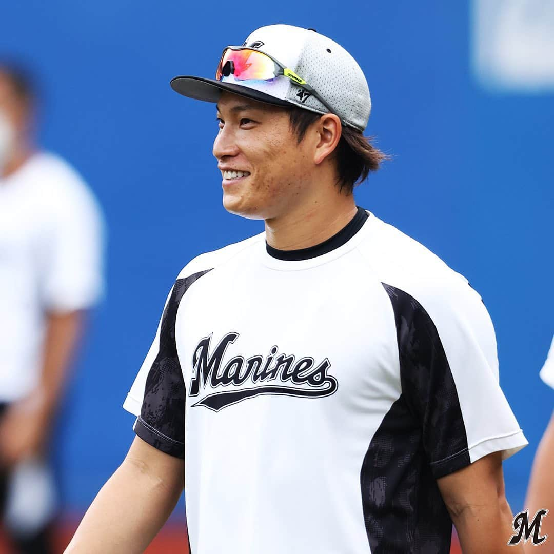 千葉ロッテマリーンズさんのインスタグラム写真 - (千葉ロッテマリーンズInstagram)「#SmileyMarines #MondayMotivation #chibalotte」10月18日 9時41分 - chibalotte