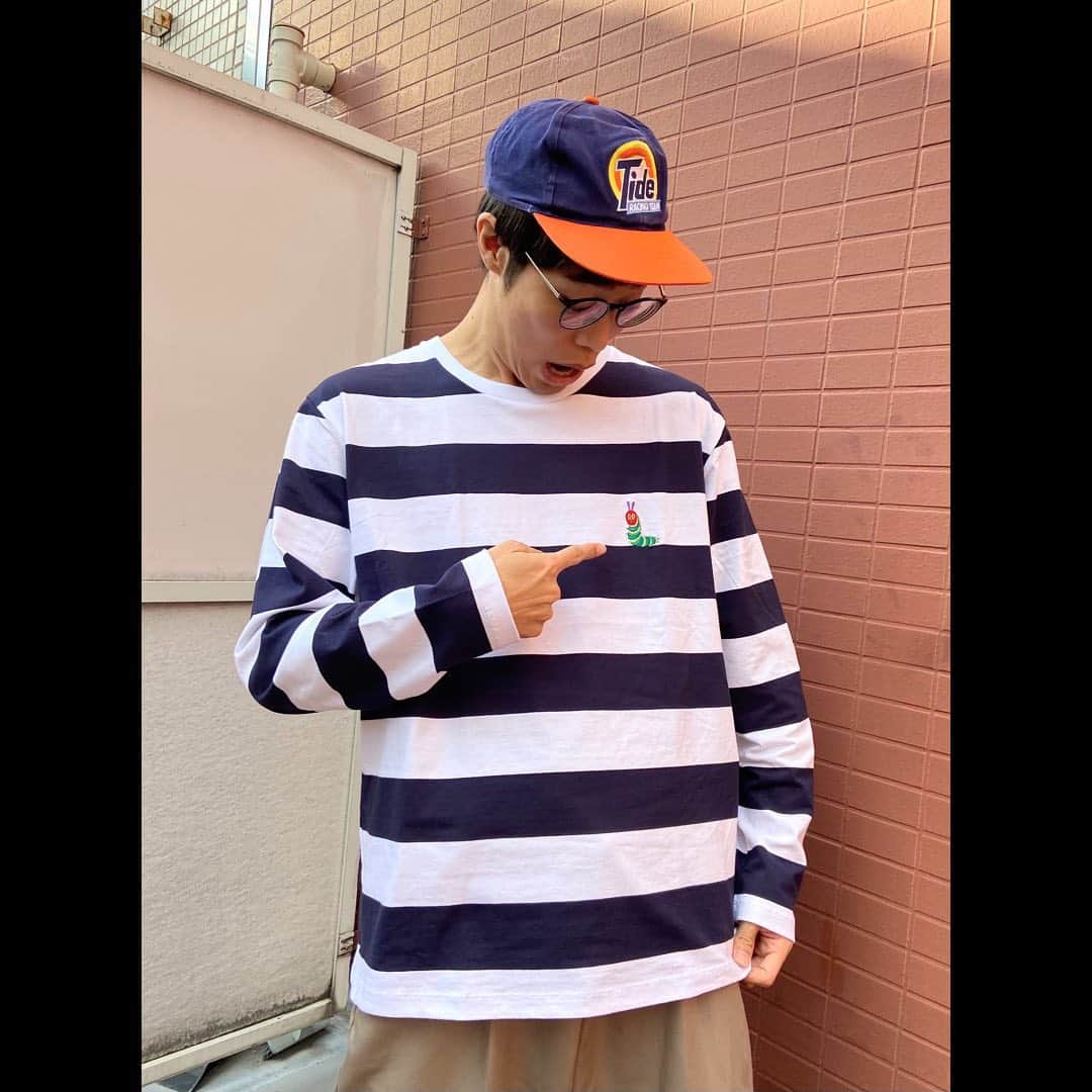 津久井コブシのインスタグラム：「可愛すぎて買った長袖👕 #はらぺこあおむし  #グラニフ  #graniph  #ファッション #長袖 #下北沢」