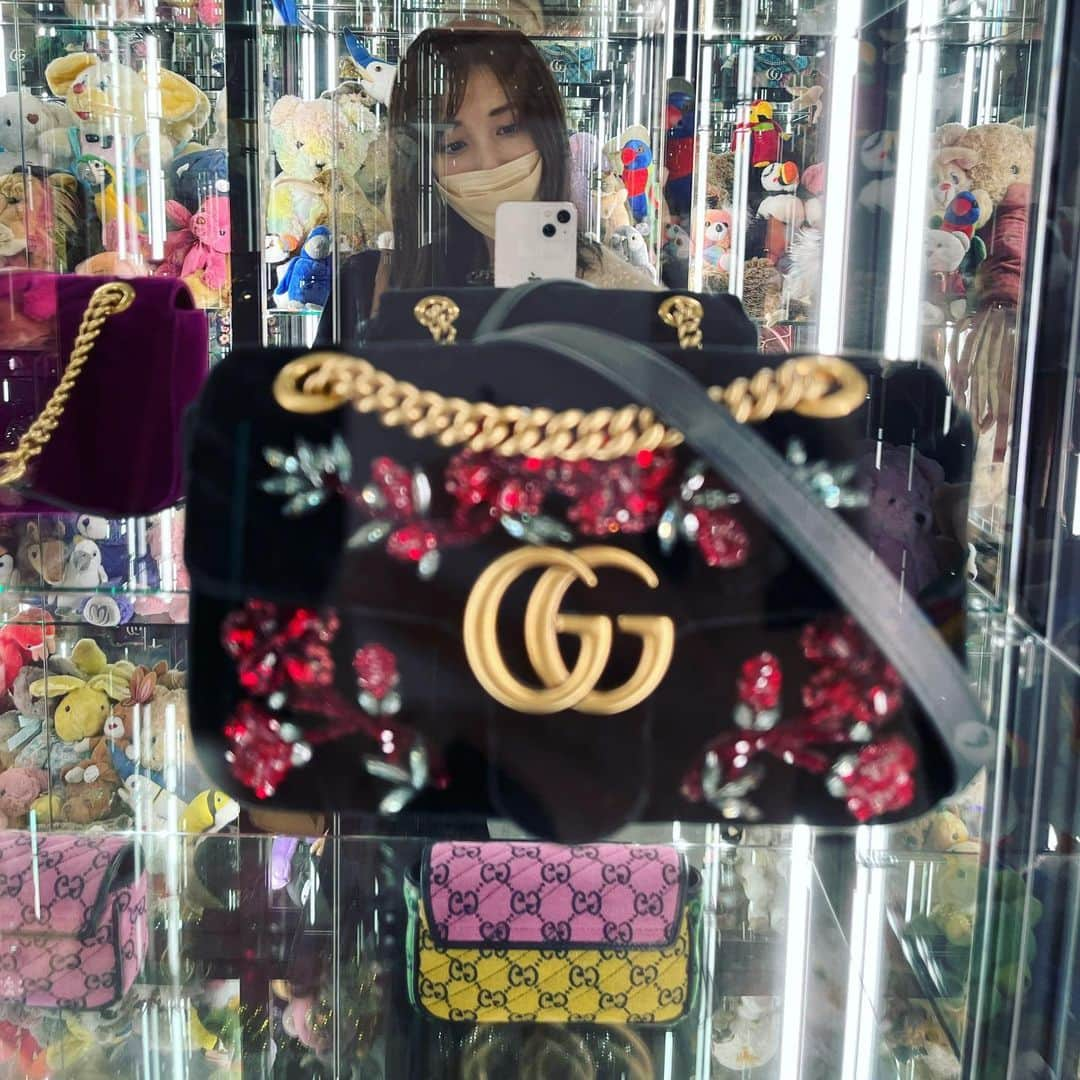 広瀬未花さんのインスタグラム写真 - (広瀬未花Instagram)「@fumi.co_trip ちゃんにお誘い頂き  「Gucci Garden Archetypes」 行ってきました♪♪♪  ブランド創設100周年を祝して、五感を刺激する体験型のエキシビション。 過去の広告キャンペーンの世界を体験できる集大成でしたよ！  アレッサンドロ・ミケーレの独創的な美学をたっぷりと堪能できます♪  流石、おふみ❤️ gucciの世界観に溶け込んでる😆」10月18日 17時46分 - micahirose