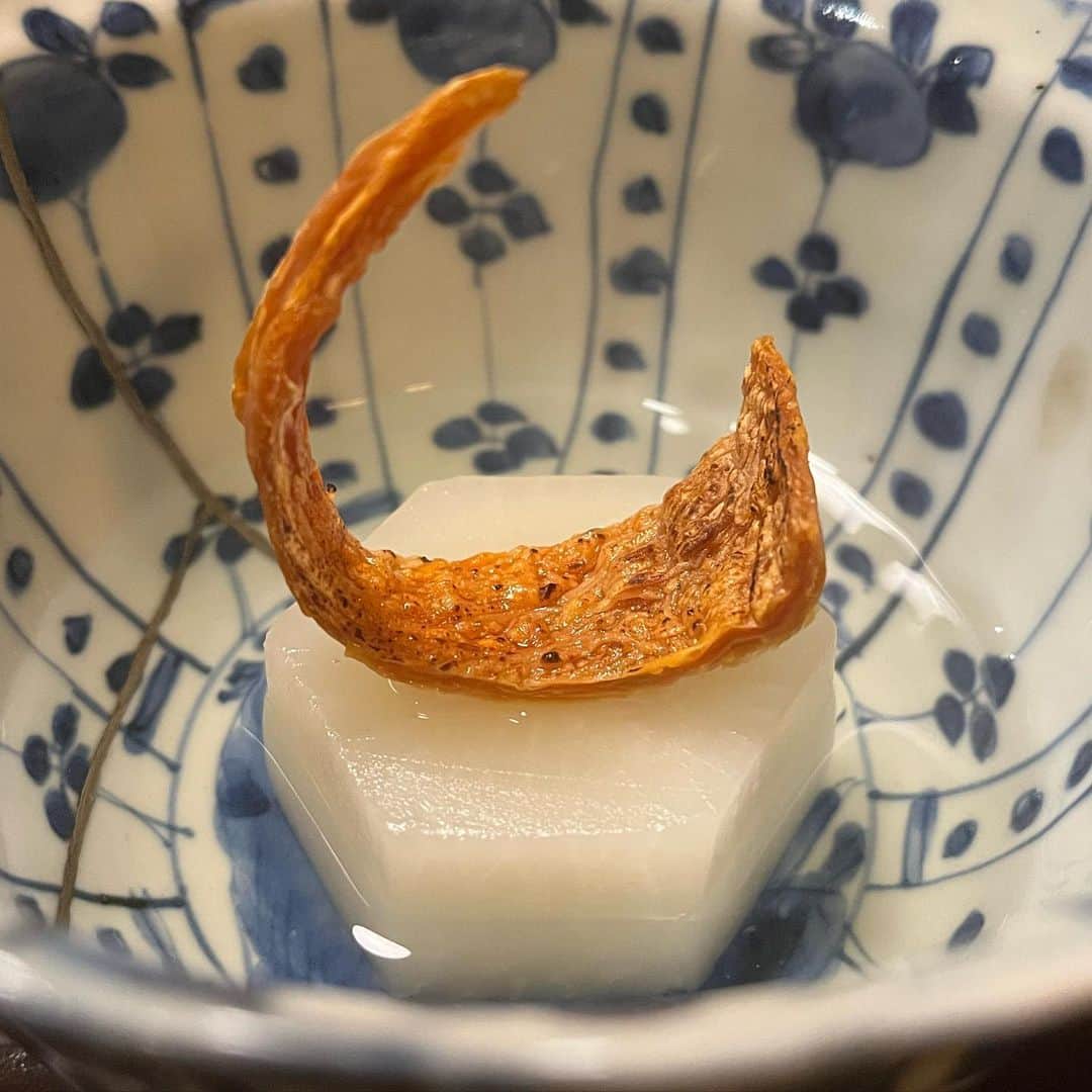 のインスタグラム：「ブルータリズム」