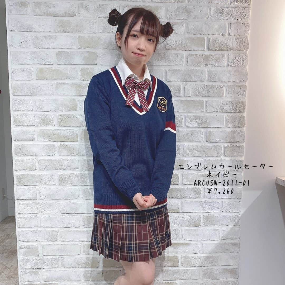 制服専門店CONOMiさんのインスタグラム写真 - (制服専門店CONOMiInstagram)「【原宿店】 コート＆ウールニットで寒さ対策！ ・ コート購入でマフラー1枚プレゼント＆男女兼用コート10%off開催中‼️ 画像をタップすると購入できるよ☝️☝️ ・ #conomi #高校生 #jk  #なんちゃって制服 #制服 #可愛い #女の子 #思い出 #双子 #コーデ #制服ディズニー #写真 #ポートレート撮影 #jkにしかできないこと #jkブランド#japan #tokyo #boy #girl #likeforlikes #follow #followme #l4l #f4f #boy #girl #山川ひろみ  #コート  #冬コーデ」10月19日 16時03分 - conomi_official