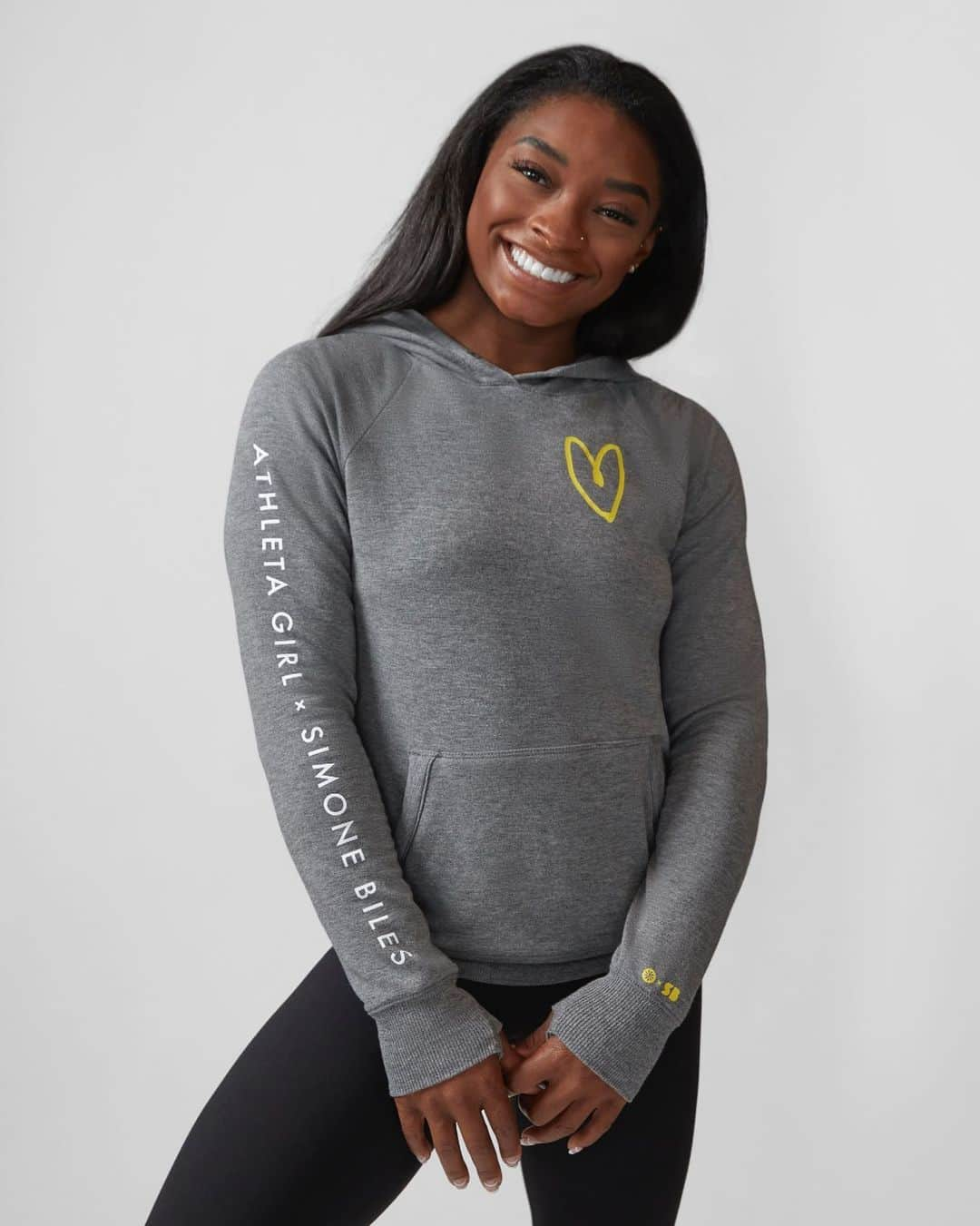 シモーネ・バイルズさんのインスタグラム写真 - (シモーネ・バイルズInstagram)「It's finally here! 🌟 My limited edition Athleta Girl X Simone Biles In Your Element Hoodie just dropped! It's available now in #AthletaGirl sizes—Tap to shop and get your hands on one while you can. 😊 P.S. More styles are coming this spring! @athleta #PowerOfShe #AthletaPartner」10月20日 1時00分 - simonebiles