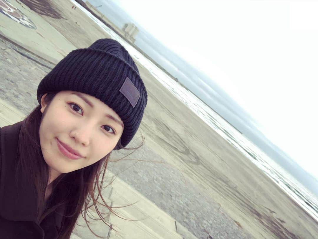 立石晴香さんのインスタグラム写真 - (立石晴香Instagram)「海の癒しをお裾分け🥰✨ 同じ海でも場所で雰囲気がほんとに変わりますね☺️ ここもとっても素敵な海でした🏖  #あったかくしてね☺️  #手洗いうがい」10月19日 17時40分 - haruka_tateishi