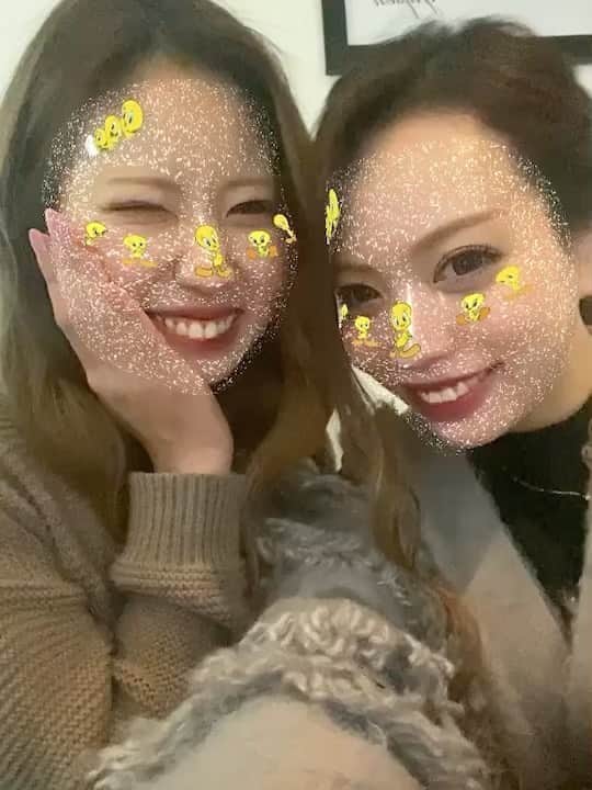 のインスタグラム：「この私の顔は全然酔ってる顔🥸 大好きまみさんと一緒に💖」