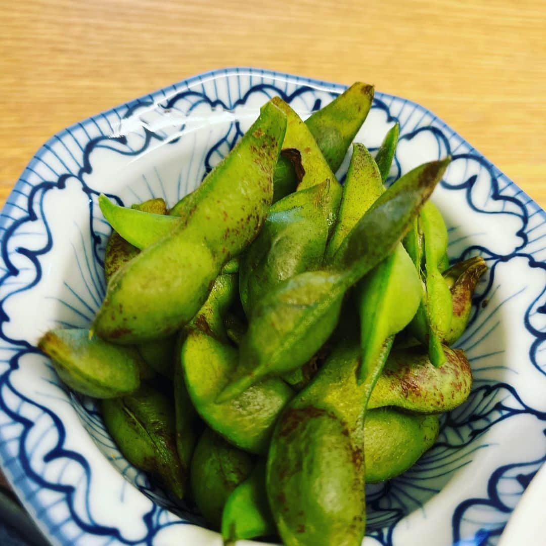 金村義明さんのインスタグラム写真 - (金村義明Instagram)「自宅戻って 晩酌スタート 松茸ご飯 カブのシチュー 丹波篠山の黒豆」10月19日 23時47分 - yoshiaki_kanemura