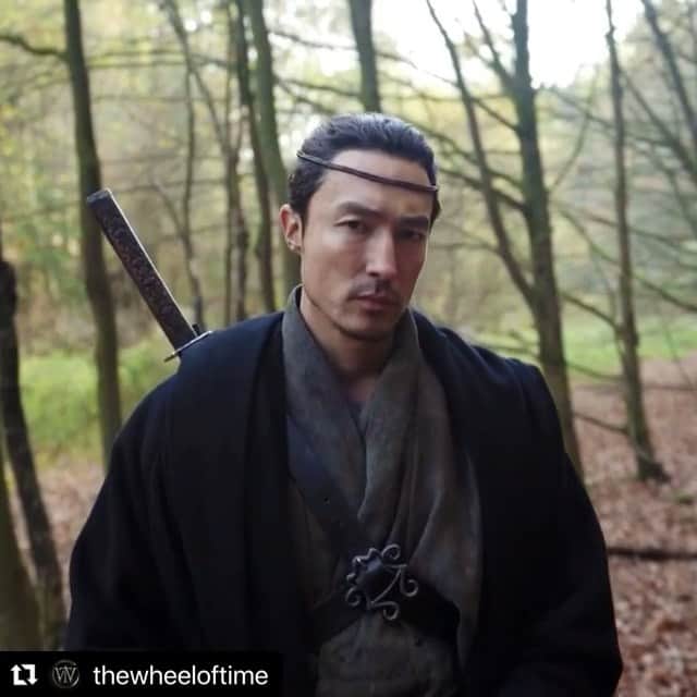 のインスタグラム：「I’m getting Wheel-y excited:)). #thewheeloftime」