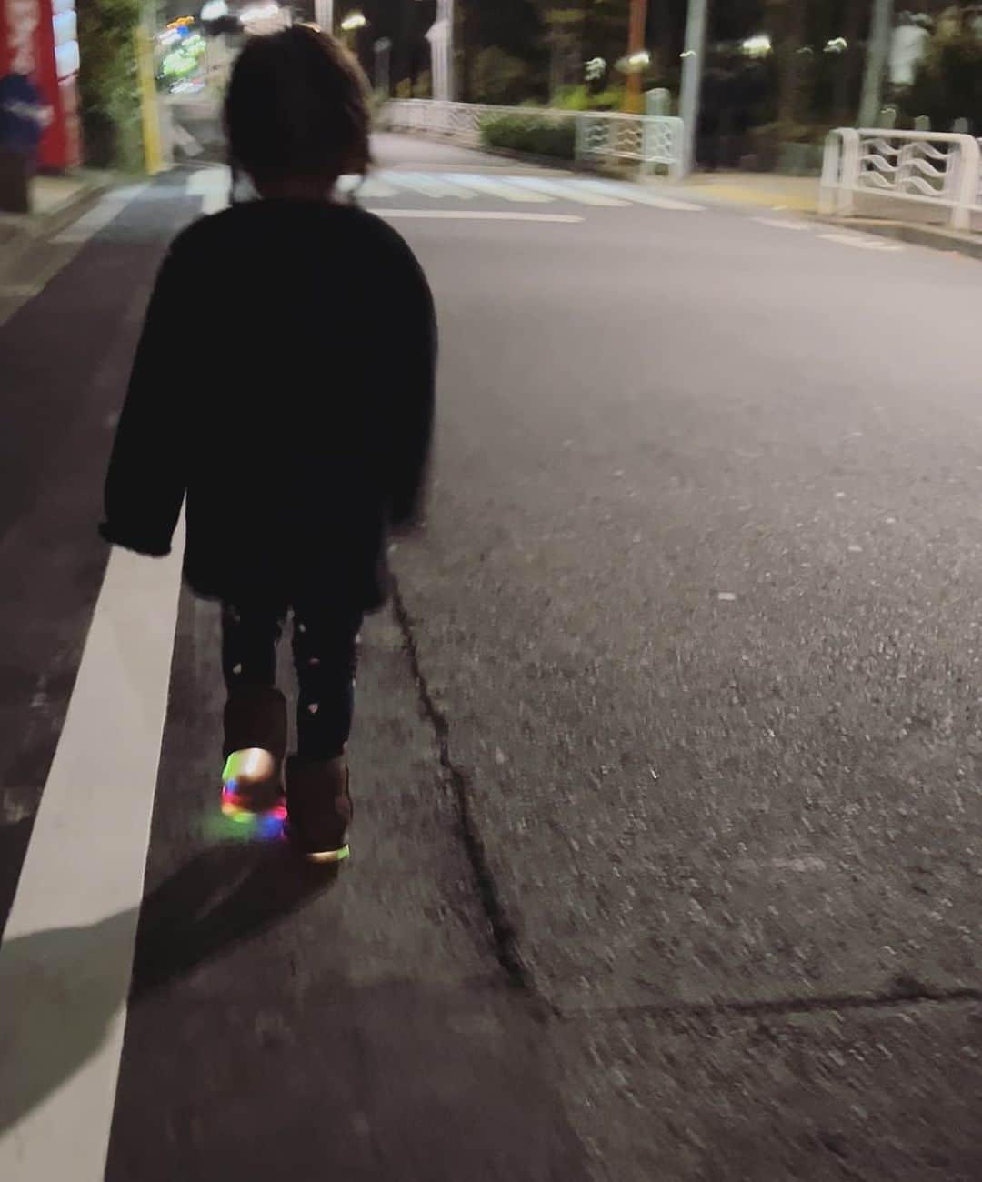 島居玲子のインスタグラム：「🟣🔵🟢🟡🔴🥾♡」