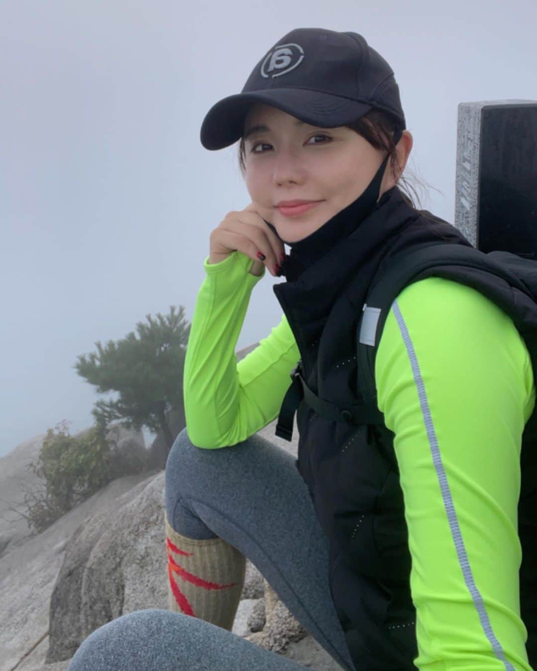 リュ・ジヘのインスタグラム：「최불암산🏞  #등린이 #초보 #삶의질높이기  #건강하기」