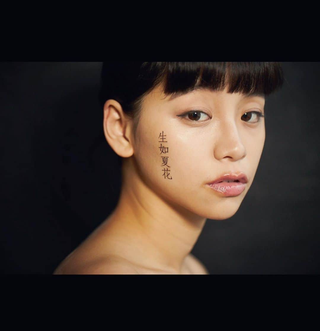 る鹿さんのインスタグラム写真 - (る鹿Instagram)「生如夏花🌺」10月20日 19時02分 - luluxinggg