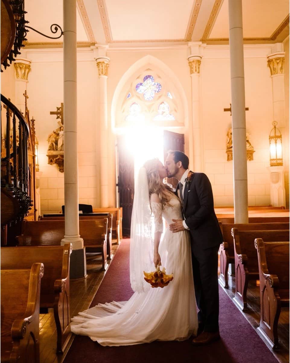 シャーロット・ケイト・フォックスのインスタグラム：「Happy three years Husband!  I love you!」