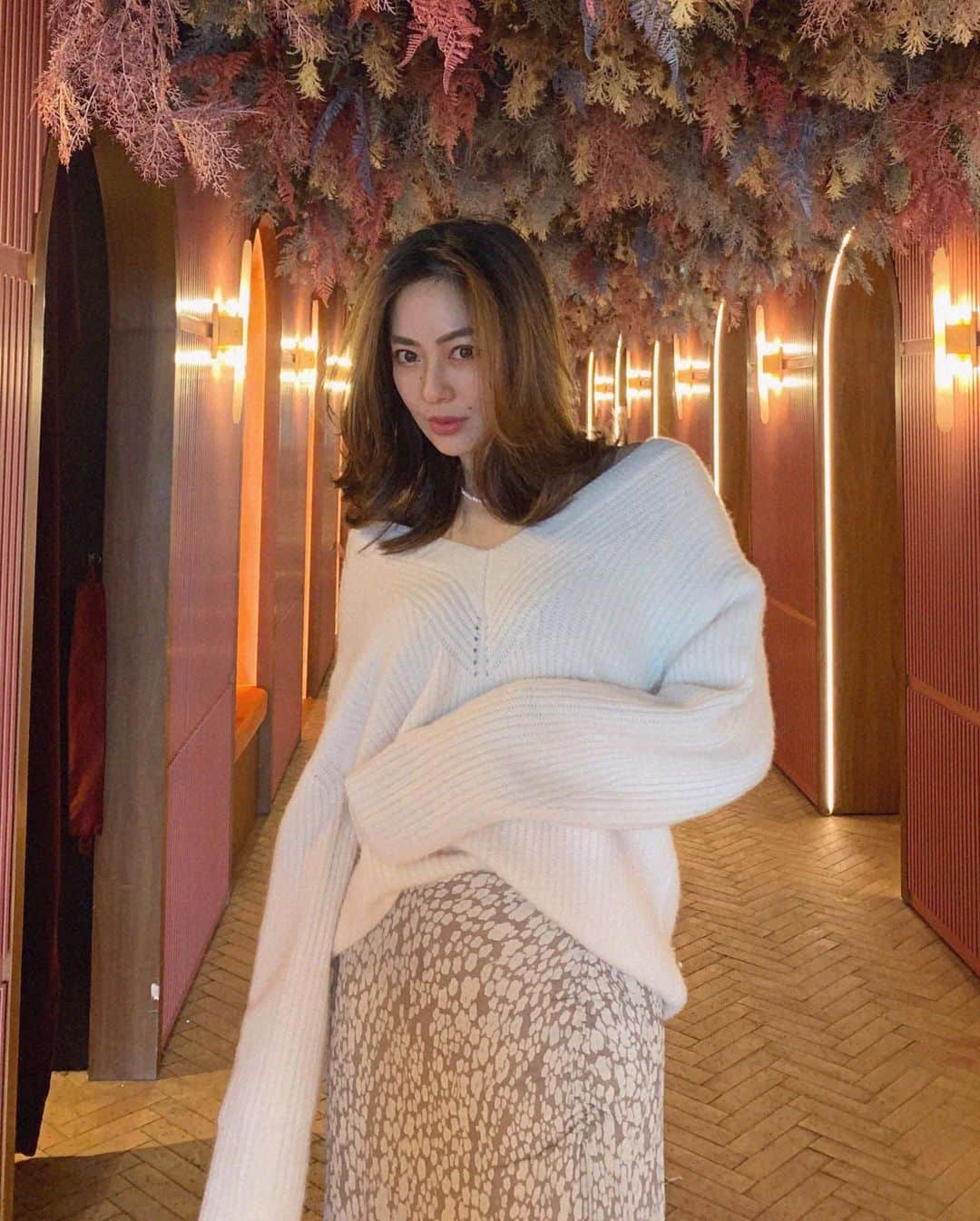 松岡李那のインスタグラム：「Autumn Vibes🍂🍁 @fray_id  @fray_idhk  #autumncolors」