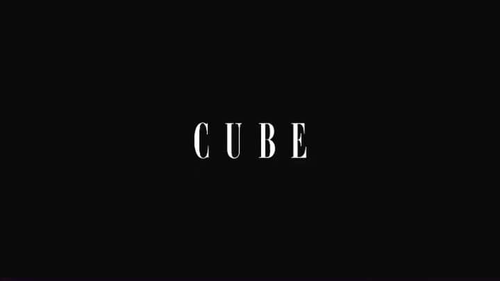 穴井隆文のインスタグラム：「星野源「Cube」 @iamgenhoshino  MV公開おめでとうございます🔥 ⁡ 今回ダンサーとして出演させていただきました！ こだわりが詰め込まれた作品。 ぜひYoutubeでフルバージョン見てください👀 こんなクリエイティブな現場に携わらせていただけて、本当に幸せ者です。 貴重な経験をありがとうございました！！ 映画も楽しみ💡 ⁡ #星野源Cube」