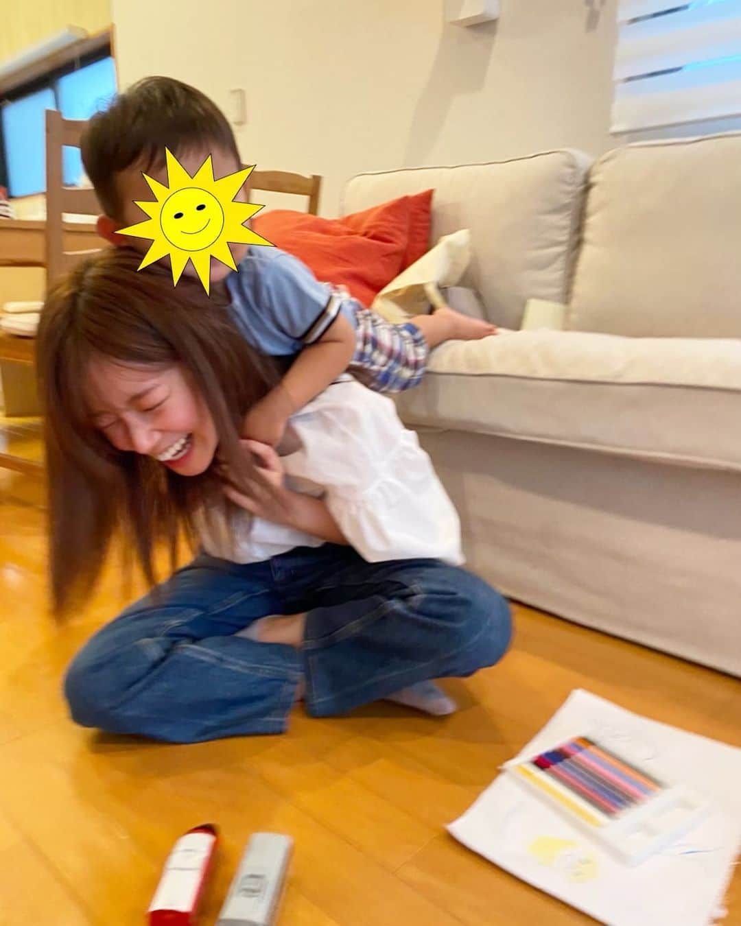 中川絵美里さんのインスタグラム写真 - (中川絵美里Instagram)「⭐️ 2歳児にえみりの発音は難しいようで"えいじ"と呼ばれています🙋‍♂️久々の再会、成長に驚いてます。 改めておかえり🗼 @yutaka_katagiri ♡  #朝からショックだったので #癒し坊やとの写真を #推しは推せるときに推せ#🐢」10月21日 13時34分 - emiri_nakagawa