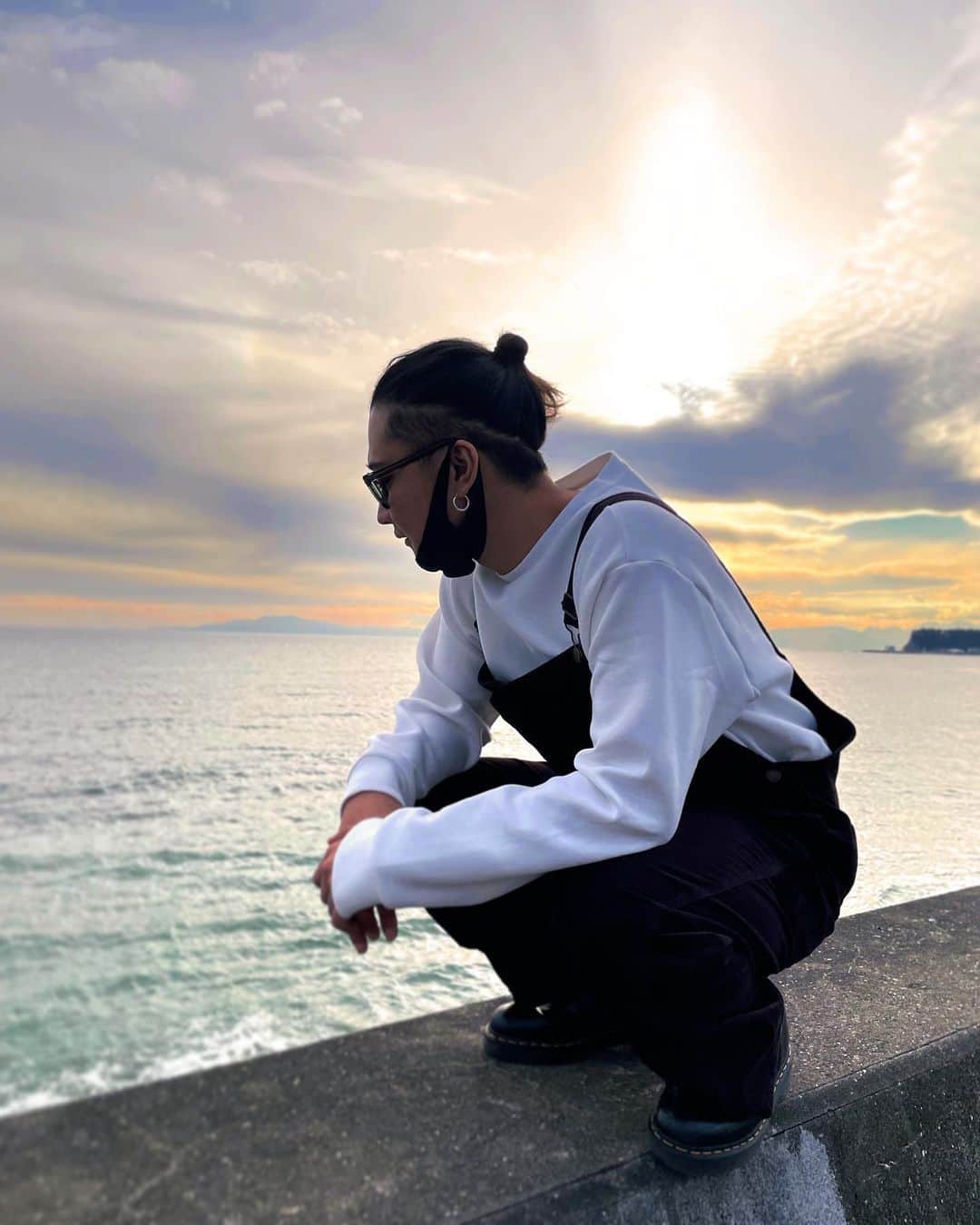 三嶋時人のインスタグラム：「いやー髪伸びたなー別に伸ばしてるわけでは無いんやけど」