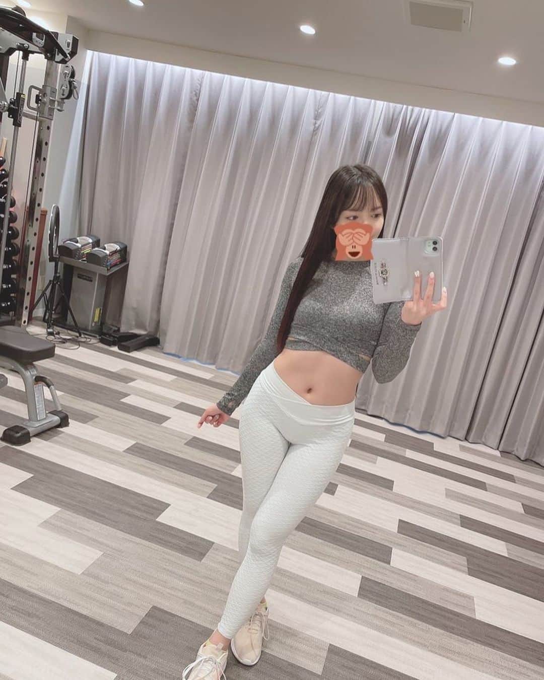 朝日しずくさんのインスタグラム写真 - (朝日しずくInstagram)「今日もトレーニングがんばったよ✊えらい！ またお寝坊してスッピンだったからアプリの力でメイクなのら💄 いつまで経っても腹筋は1番苦手な気がするぅ😫 おなかぷよぷよどうにかしなきゃ！！ ・ ・ #ケイジー #新宿パーソナルジム #新宿パーソナルトレーニング #恵比寿パーソナルジム #恵比寿パーソナルトレーニング」10月21日 16時49分 - asahidrops