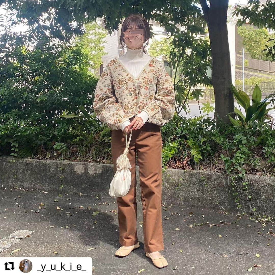 GRLさんのインスタグラム写真 - (GRLInstagram)「【👆画像をタップすると購入できるよ👆】 @_y_u_k_i_e_ さん にGRL商品着用して頂いております💕 ありがとうございます✨ . @grl_official #グレイル #grl #プチプラ #ootd #fashion #プチプラコーデ #outfit #ファッション #可愛い #かわいい #コーデ #コーディネート #cute #大人カジュアル #カジュアルコーデ#GRL購入品#グレイル購入品#購入品 #ニットトップス」10月21日 17時06分 - grl_official