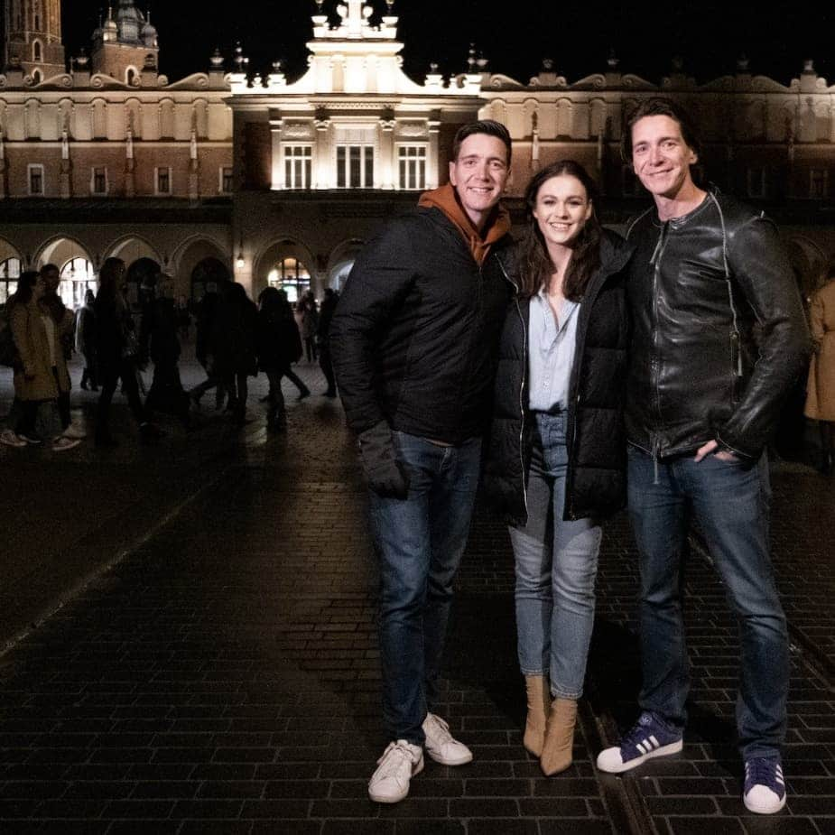 オリバー・フェルプスさんのインスタグラム写真 - (オリバー・フェルプスInstagram)「Back from a fantastic time filming an episode of the travel show with the awesome @sophie.skelton in Poland. Huge thanks to the people of Krakōw and Zakopane for some lifelong memories.  I've never been before but I'm so glad I can say I have been now. 🇵🇱🇵🇱🇵🇱 #poland #krakow #zakopane」10月21日 20時22分 - oliver_phelps