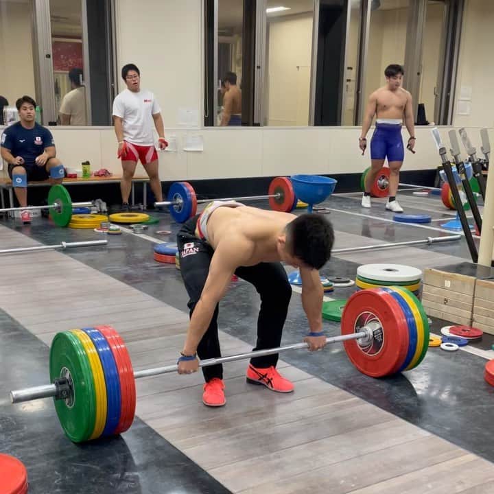 近内三孝のインスタグラム：「Power Clean & Push Jerk 160kg  #weightlifting #power」