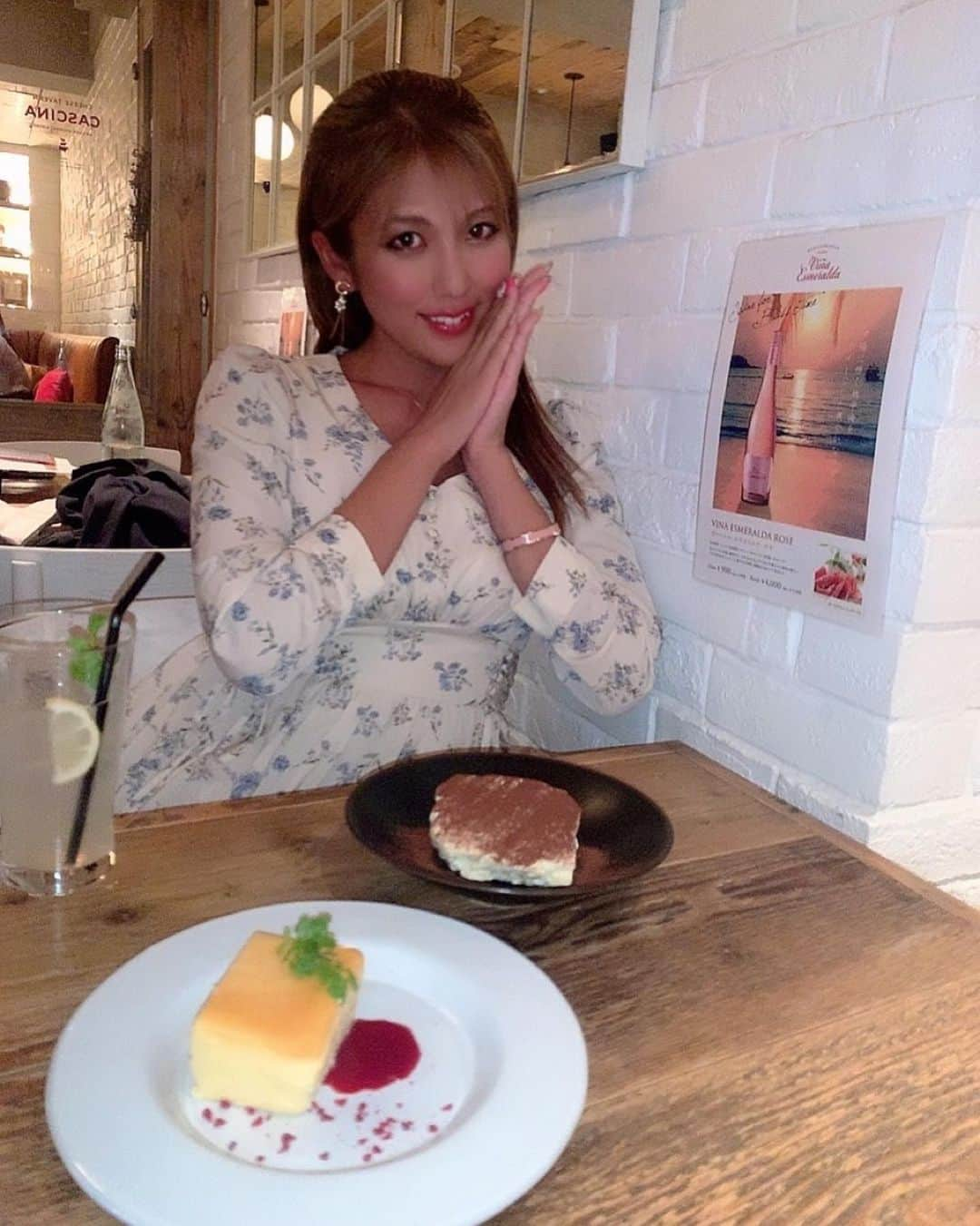 神谷麻美さんのインスタグラム写真 - (神谷麻美Instagram)「#cheese のコース料理全部美味しすぎたぁ🥰💗💗💗✨  自家製#ブラータチーズ 美味しすぎたよ☺️🧀💗✨ 目の前で、すごい〜🤩🧀🧀🧀💕💕  #チーズ好きにはたまらない お店だね🥰💖  #cheesetaverncascina 🌈🧀 #恵比寿グルメ　#恵比寿ディナー 🌟」10月21日 21時56分 - asamice428