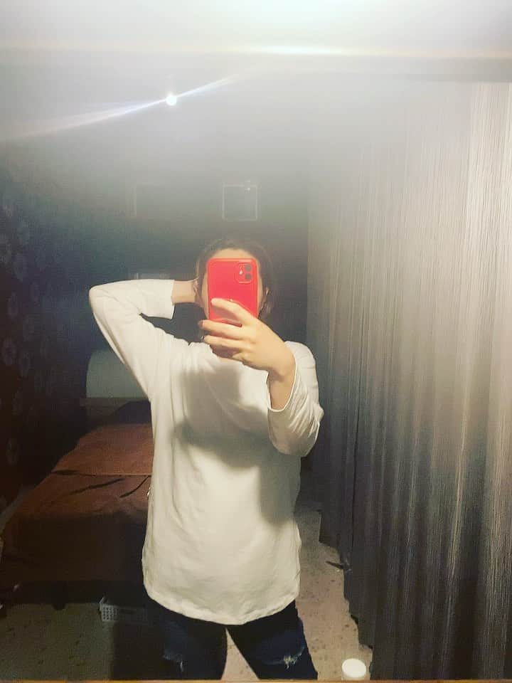 希良梨のインスタグラム：「リセット  🌹🌿🌿🌿  #アロマ #headspa」