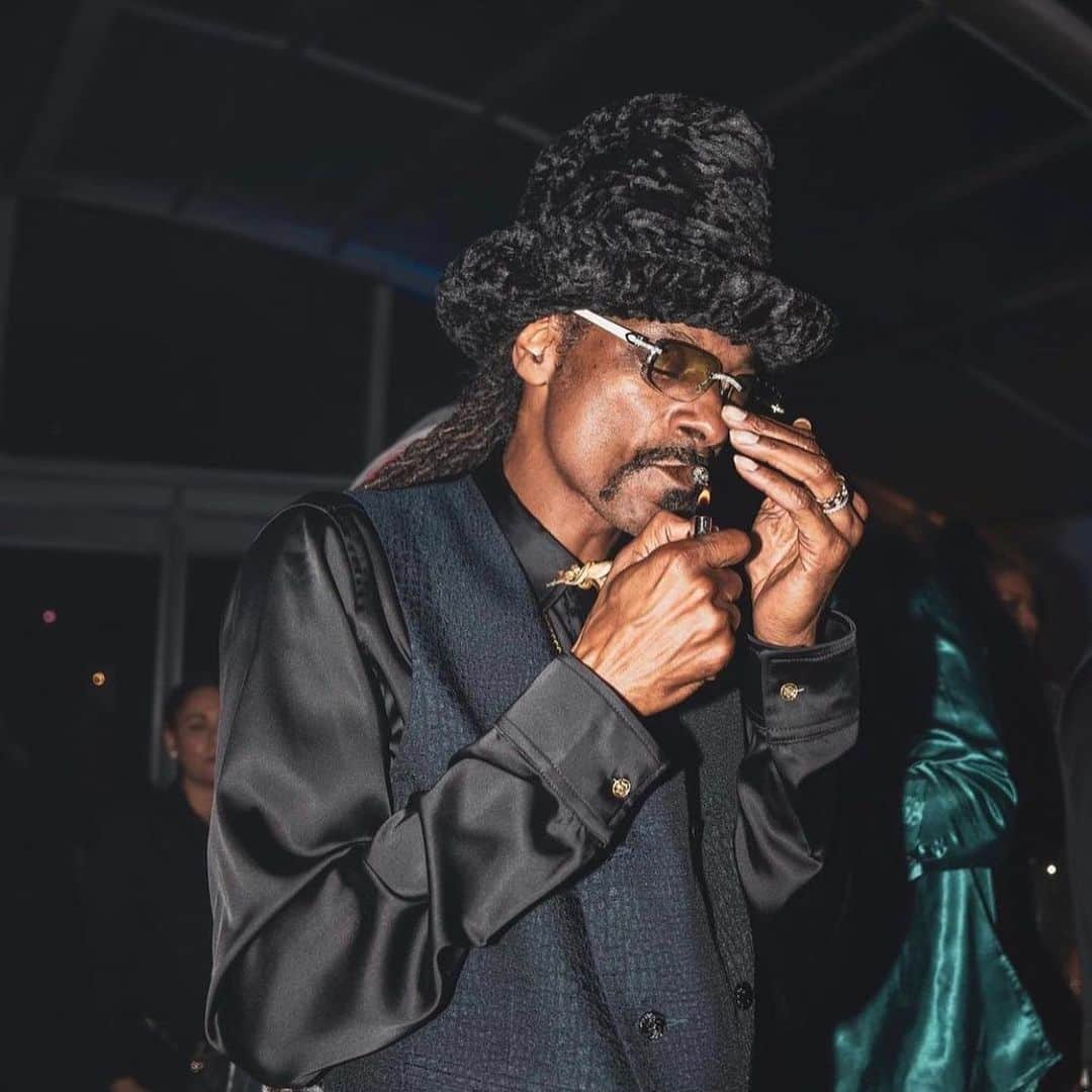 アッシャーのインスタグラム：「One time for Da Big Dawg @snoopdogg  the BIG 5 0” Players Ball … wit ya til the casket dip mane 4Life  📸: @mosesalexander」