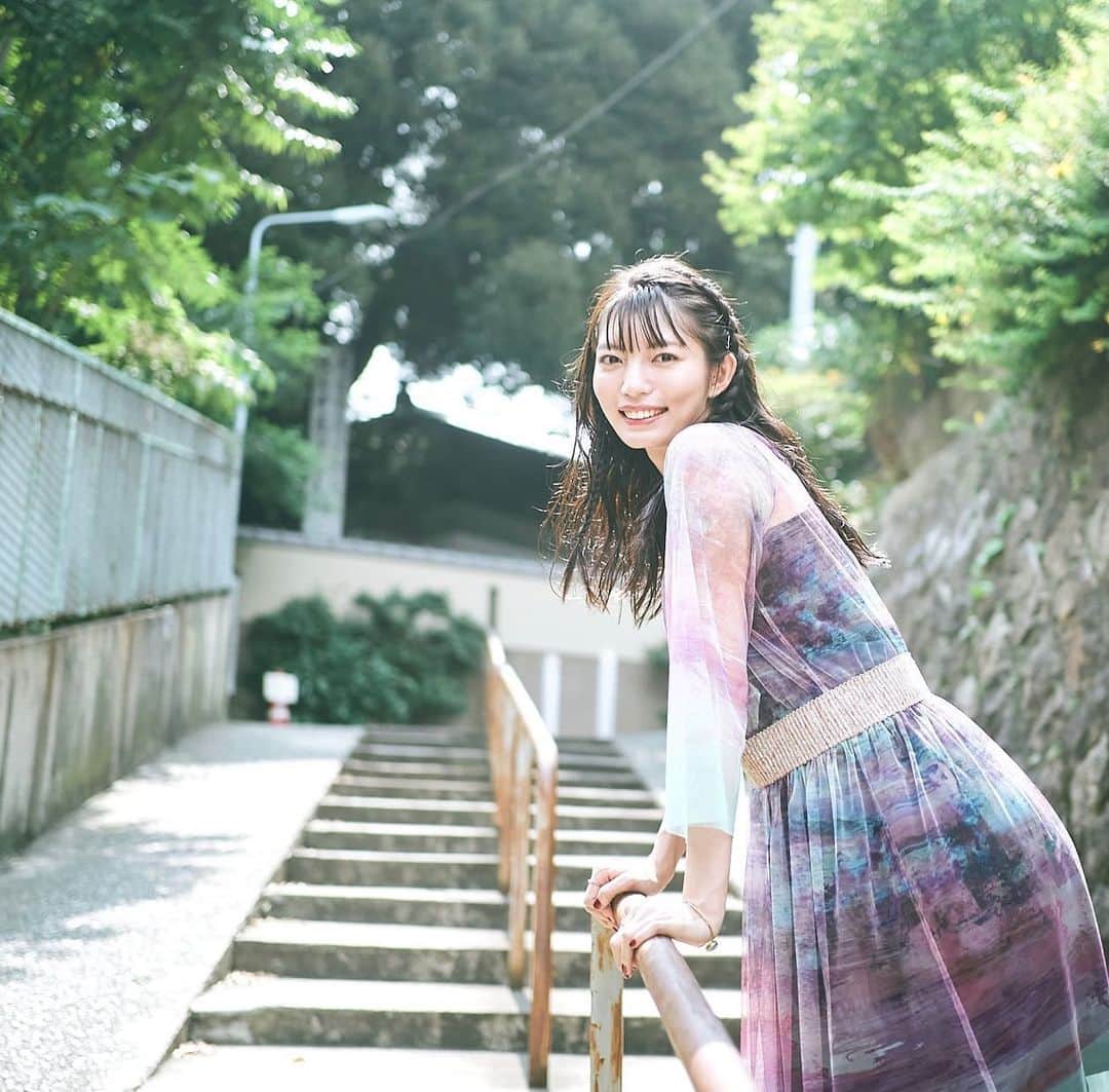 美緒のインスタグラム：「tsukao(@tsukao )さんの「山手線circle the world」vol.日暮里に参加させていただきました🐶  よく使う山手線なのに、まだまだ知らない日暮里という駅をたくさん歩けて楽しかったです👶🏻 お洋服もとっても素敵でテンション上がってるんるんでした🐻‍❄️🤍 ありがとうございました！  #山手線 #山手線circletheworld #日暮里 #谷中七福神巡り #街歩き #夕焼けだんだん #夏」
