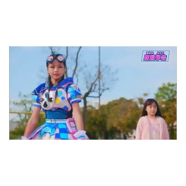 徳永えりのインスタグラム：「... 📢お知らせ📢 テレビ東京系「ビッ友×戦士 キラメキパワーズ！」 第16回にゲスト出演します📺  だした事のない声を沢山出しました😂 娘役は稲垣来泉ちゃんです🌷 (「リカ」に続いて2回目の親子役でした👩‍👧) 今週日曜9:00〜放送です！ 是非ご覧ください☺️」