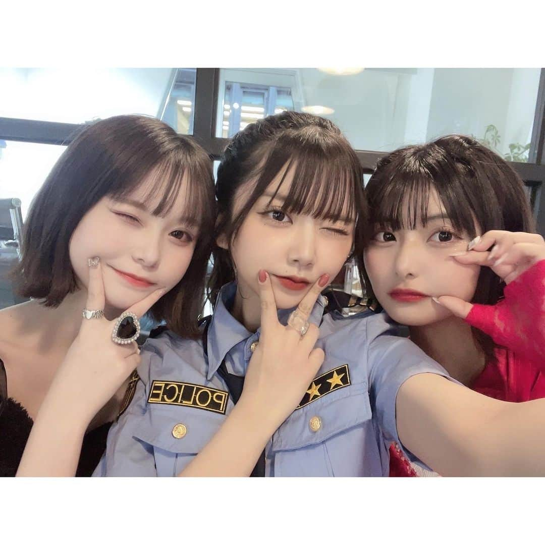 横田未来さんのインスタグラム写真 - (横田未来Instagram)「お菓子くれなきゃ3人で家凸ります #ハロウィン」10月22日 21時26分 - mirai_yokoda