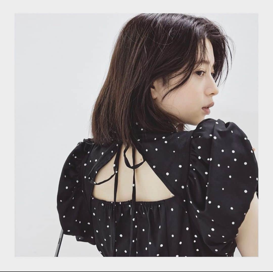 桜田ひよりさんのインスタグラム写真 - (桜田ひよりInstagram)「SeventeenLook Bookアカウントでは私服も公開してるのでよかったら見てくださいな😌  @seventeenjp_lookbook  @seventeenjp_mag」10月22日 21時34分 - hiyori_sakurada_official